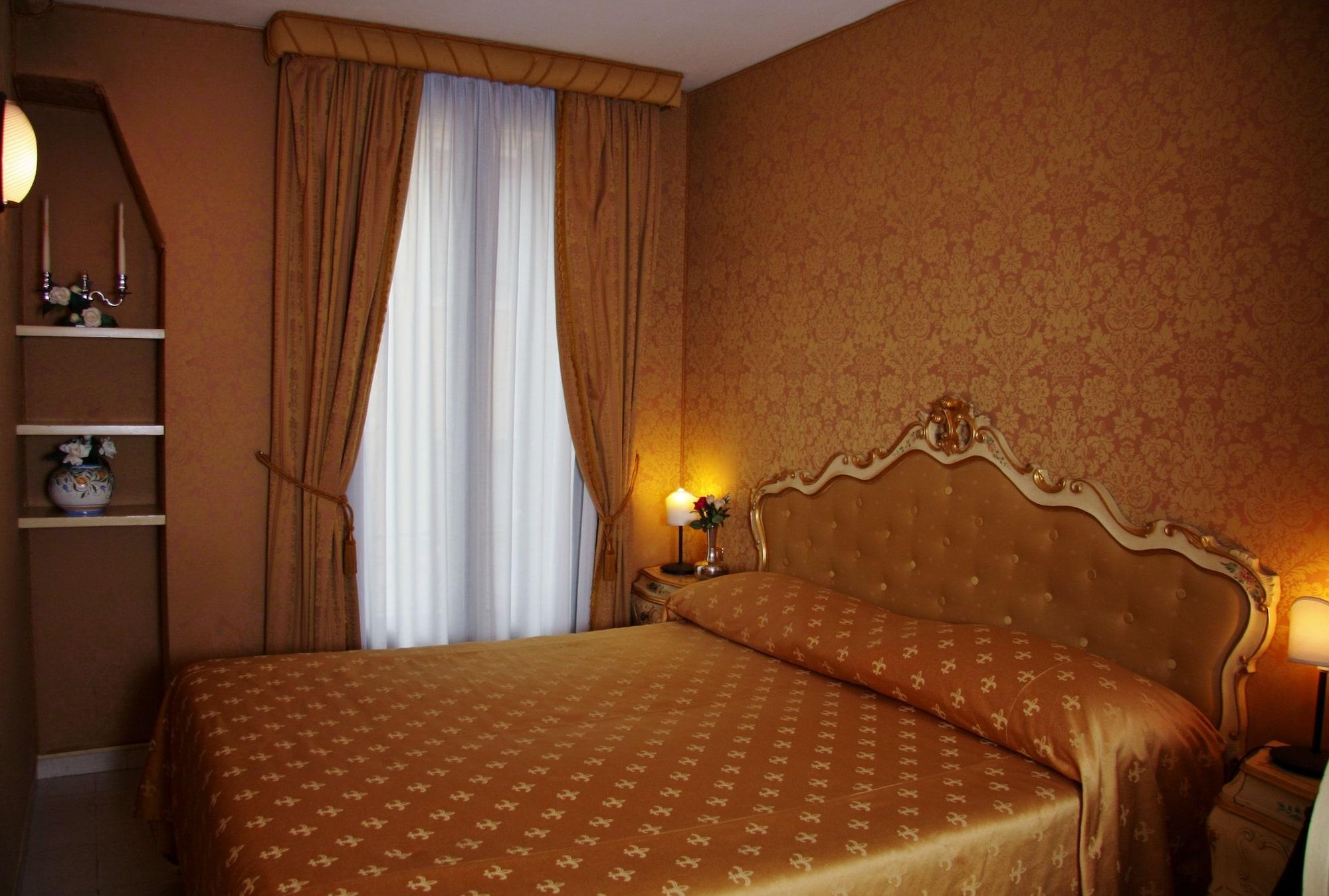 Hotel San Gallo Венеція Номер фото